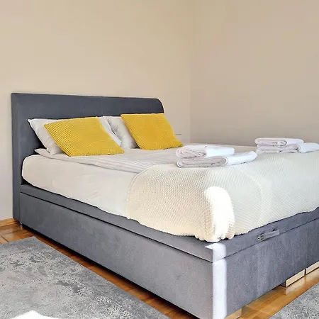 Classy - - Sloneczny